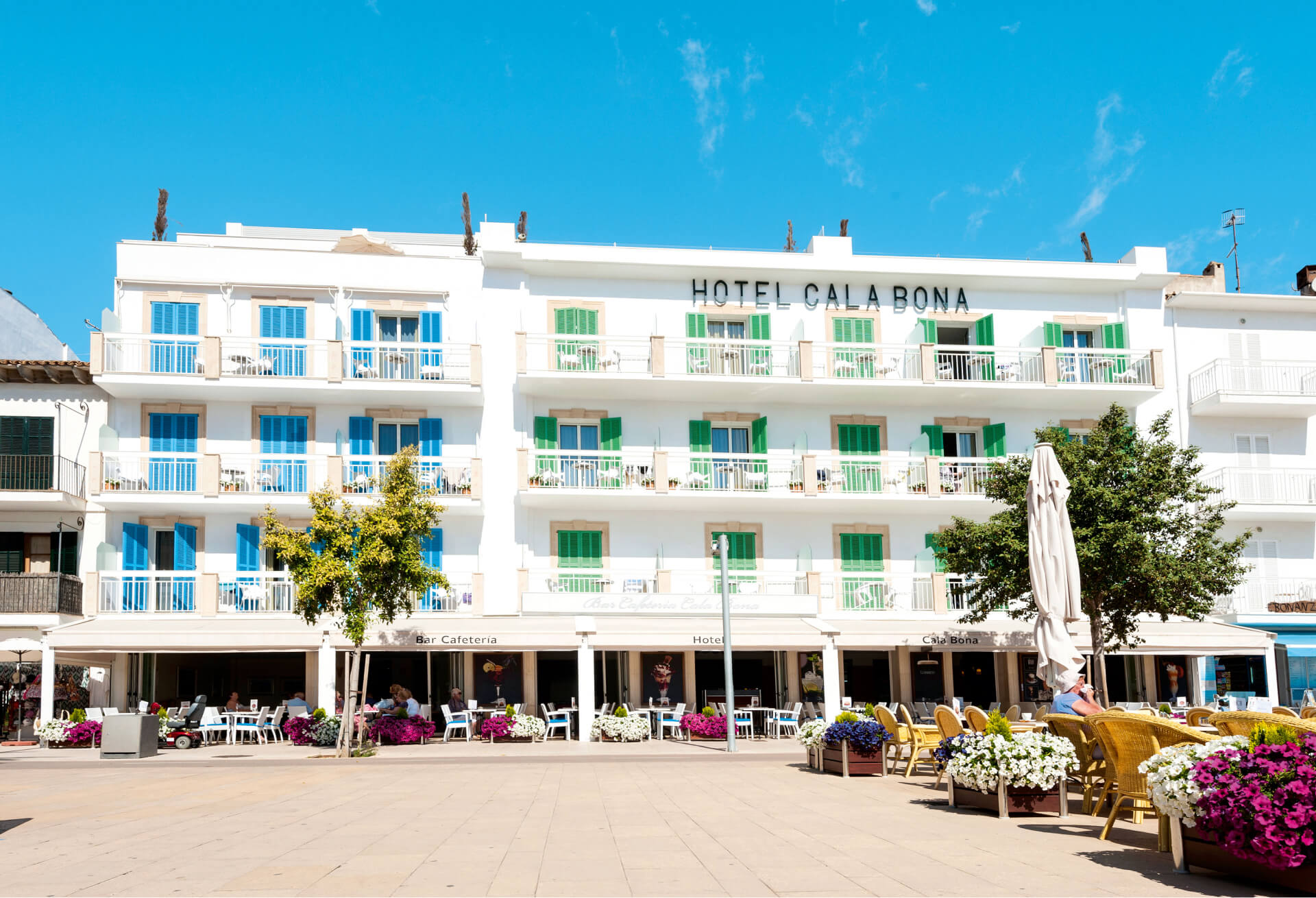 Cala Bona Hotel, Majorca Holiday Hypermarket