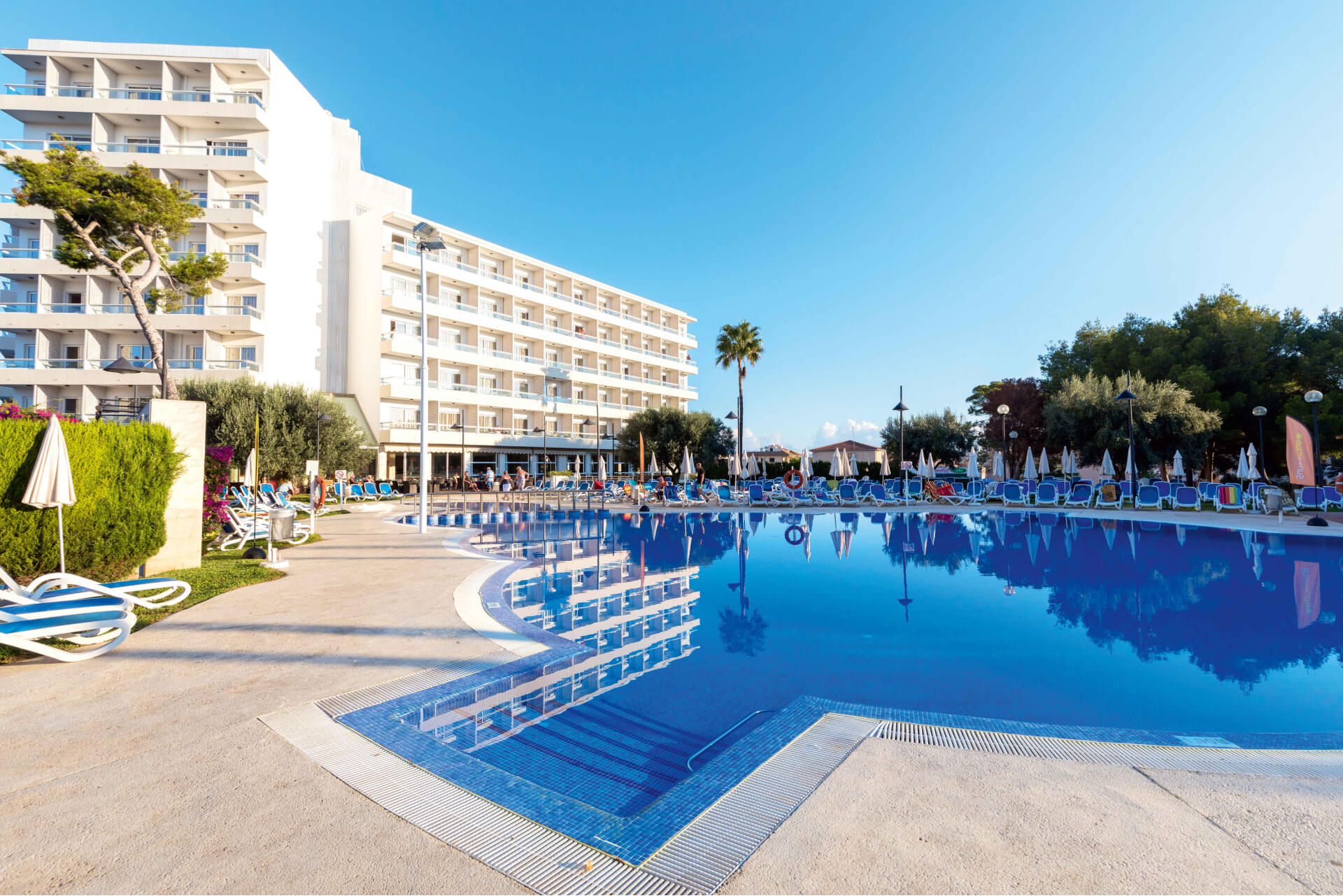 tui-suneo-haiti-ca-n-picafort-holiday-hypermarket