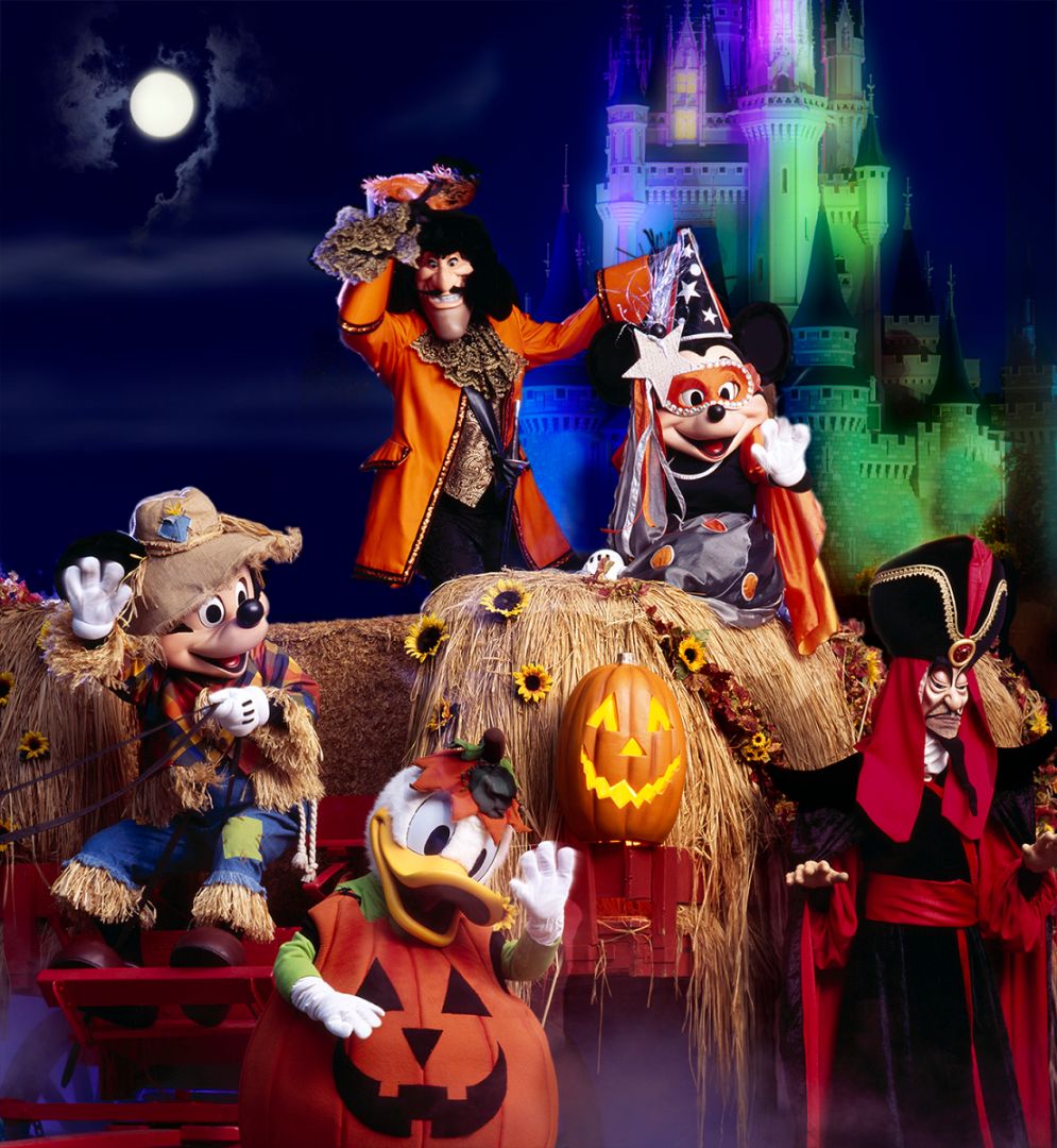 Mickeys Not So Scary Halloween Party characters