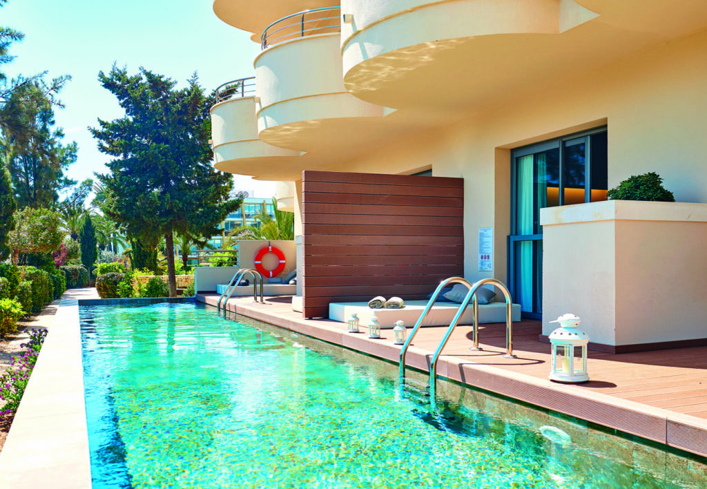 TUI BLUE Sensatori Biomar swim up room